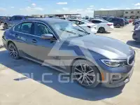 2020 BMW 330 photo