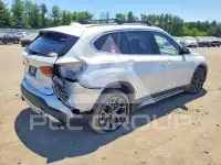 2020 BMW X1 фото