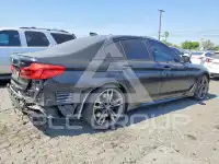 2020 BMW M5 фото