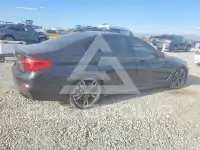 2020 BMW M5 фото