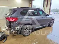 2020 BMW X5 photo