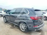 2020 BMW X5 фото