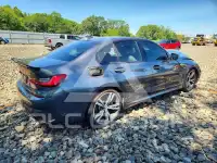 2020 BMW 330 photo