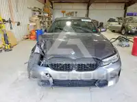 2020 BMW 330 photo