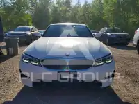 2020 BMW 330 photo