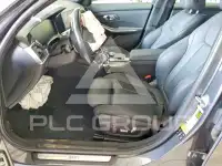 2020 BMW 330 photo