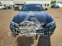 2020 BMW 330 фото