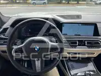 2020 BMW X7 фото