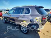 2020 BMW X7 фото