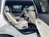 2020 BMW X7 фото