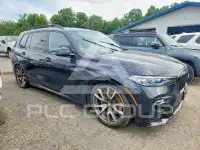 2020 BMW X7 фото