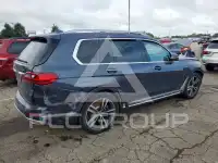 2020 BMW X7 фото
