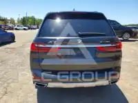 2020 BMW X7 photo