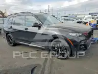 2020 BMW X7 фото