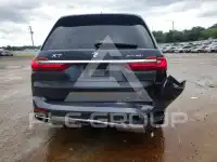 2020 BMW X7 фото