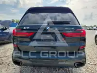 2020 BMW X7 photo