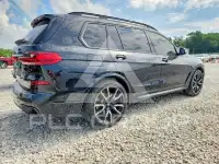 2020 BMW X7 photo