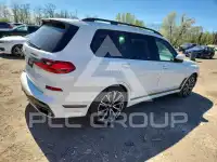 2020 BMW X7 фото