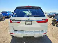 2020 BMW X7 photo