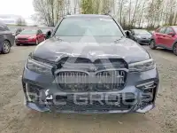 2020 BMW X7 photo