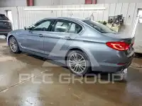 2020 BMW 530 фото