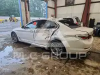 2020 BMW 530 фото