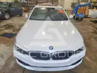 2020 BMW 530 фото