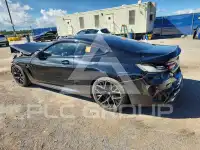 2020 BMW M8 фото