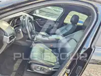 2020 Jaguar F-PACE фото