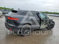 2020 Jaguar F-PACE photo