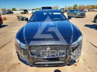 2020 Jaguar XF фото