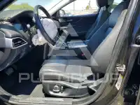 2020 Jaguar XE фото
