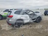 2020 Subaru Forester photo