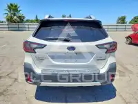 2020 Subaru Outback photo