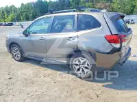 2020 Subaru Forester photo