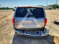2020 Dodge CARAVAN photo