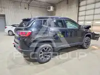2020 Jeep COMPASS photo