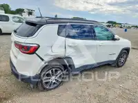 2020 Jeep COMPASS photo