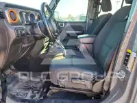 2020 Jeep WRANGLER фото