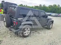 2020 Jeep WRANGLER фото