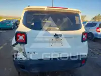 2020 Jeep Renegade photo