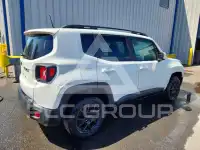 2020 Jeep Renegade photo