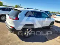 2020 Jeep CHEROKEE photo