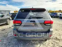 2020 Jeep CHEROKEE photo