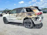 2020 Jeep CHEROKEE фото