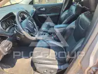 2020 Jeep CHEROKEE photo