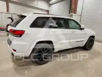 2020 Jeep CHEROKEE photo
