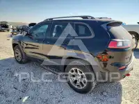 2020 Jeep CHEROKEE photo