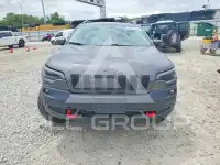 2020 Jeep CHEROKEE фото