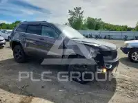 2020 Jeep CHEROKEE photo